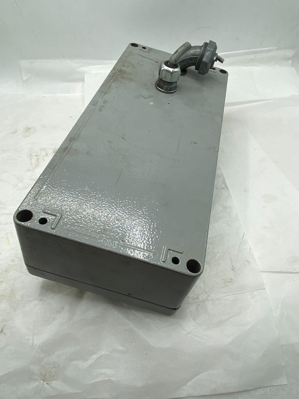 MITSUBISHI GT1050-QBBD GRAPHIC OPERATION TERMINAL W/HOFFMAN CCA36169 ENCLOSURE