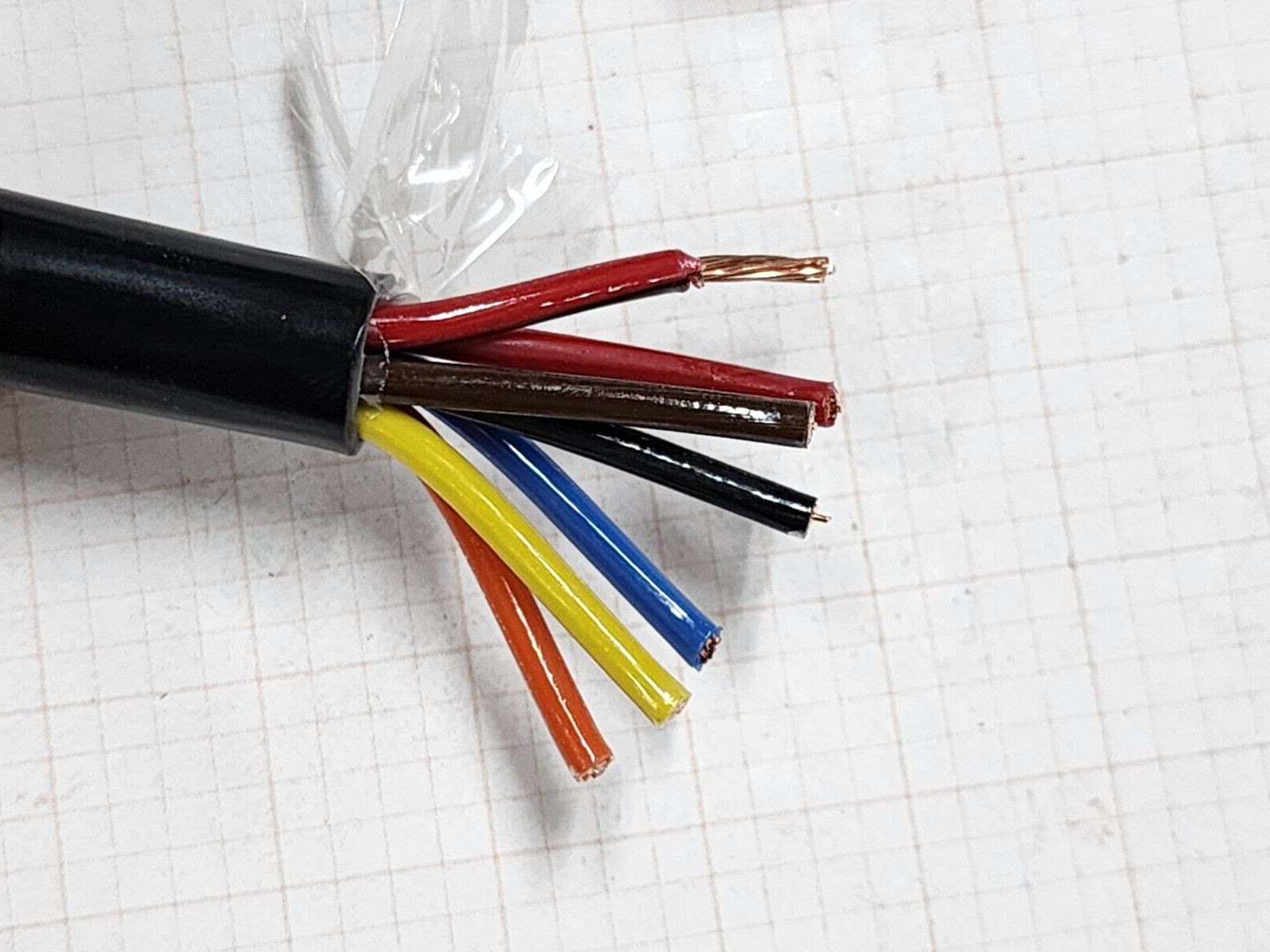 Alpha Wire M3832 16/7C Tray Cable UV Resistant Direct Burial 90C/600V Black/10ft