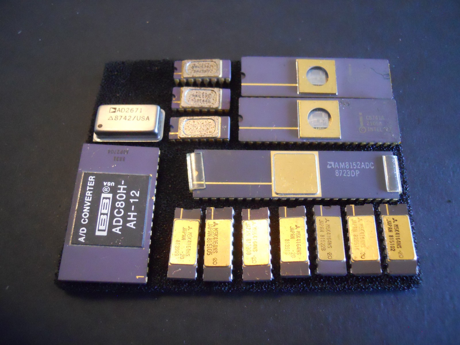 Vintage IC Lot – ADC80H-AH-12 C8741A M5K4164NS AM8152ADC D4164D M5K4164NS AD2671