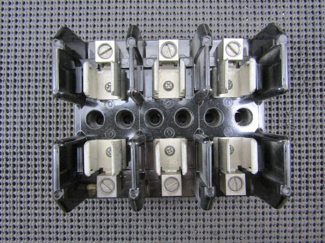 Cooper Bussmann J60030-3C Fuse Block 600V-30A – New, No Box