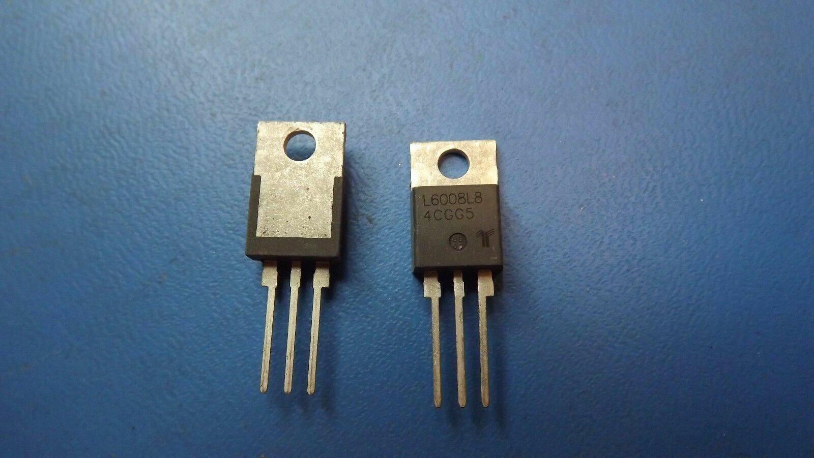 (5 PCS) L6008L8 TECCOR Thyristor TRIAC 600V 8A 3-Pin(3+Tab) TO-220AB Isolated