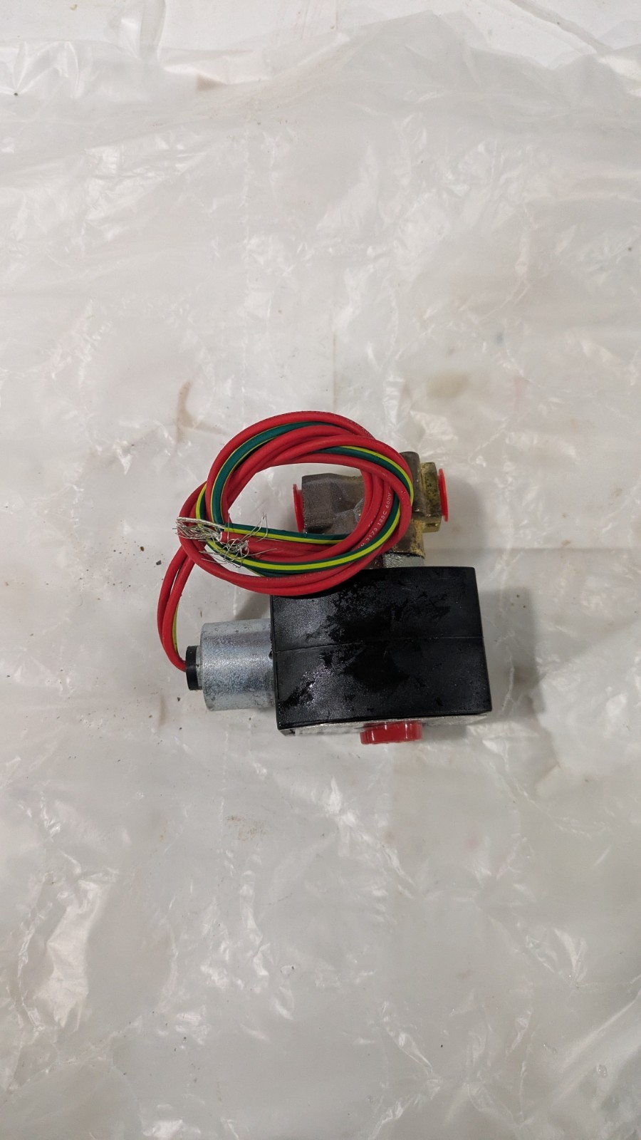 ASCO Red-Hat II Solenoid Valve EF8262H208V 1/4” NPT 208V AC EF8262H208