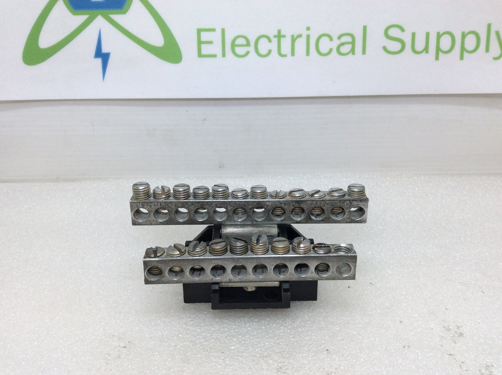 Ilsco NB-7 14-4CU-AL 22 Position Double Stacked Neutral/Ground Bar Kit