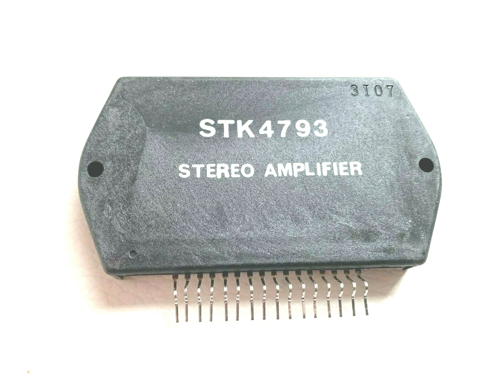25 Pieces STK4793 By SANYO