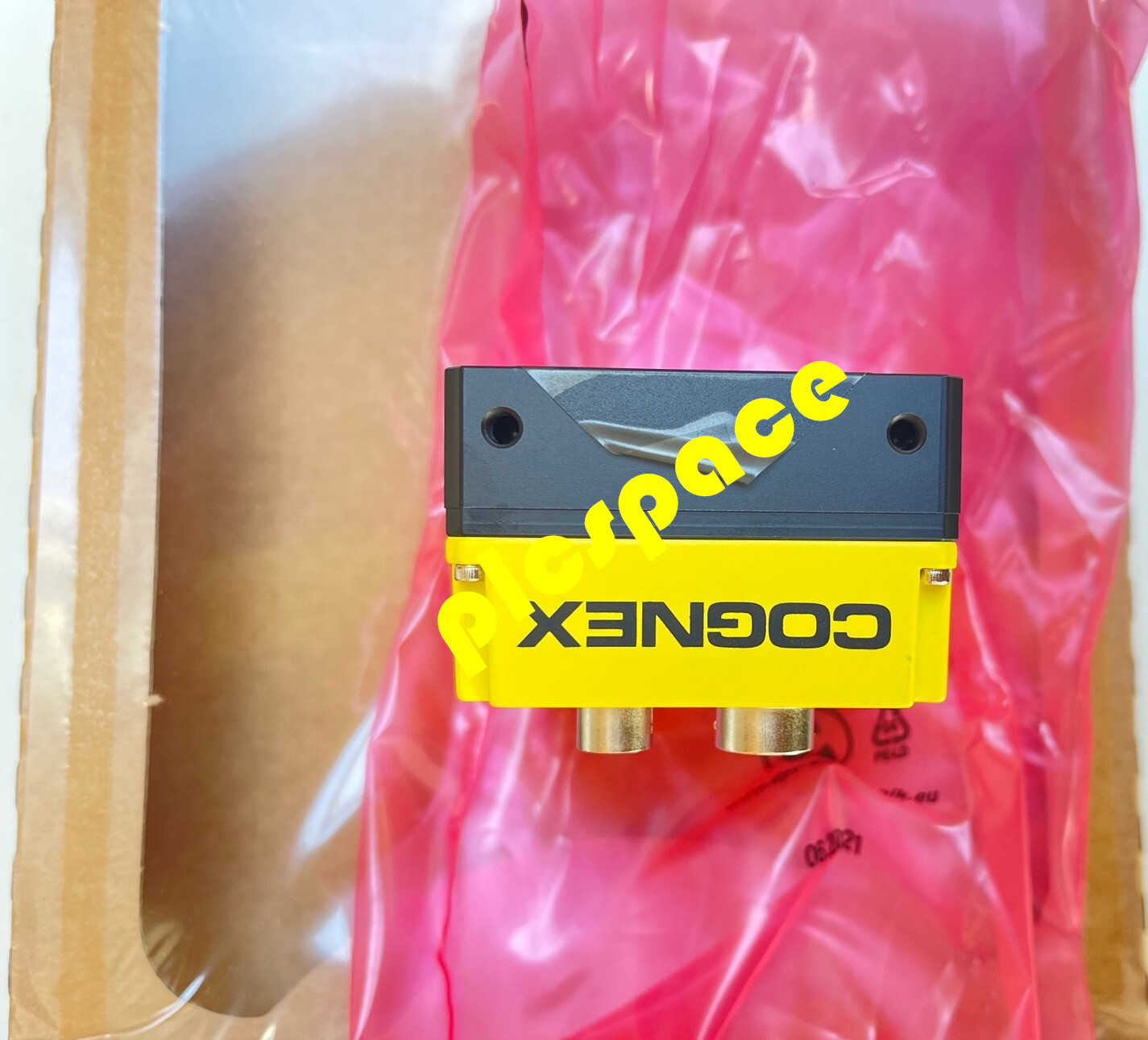 COGNEX CAM-CIC-4KL-24G brand new line-scanning camera Express DHL or FedEx
