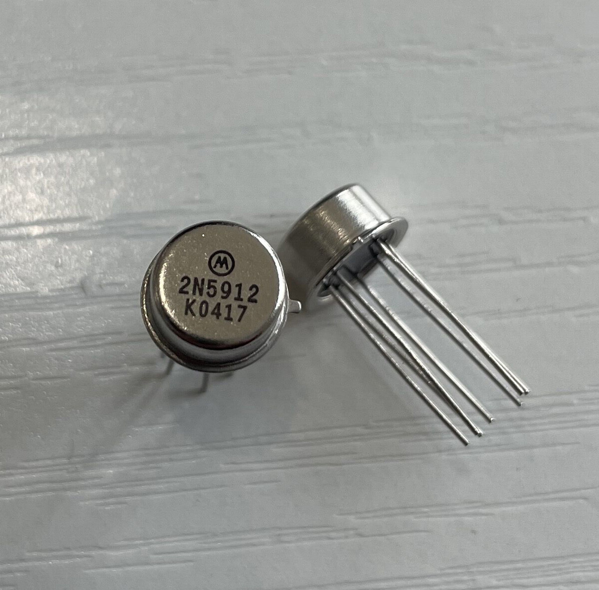1pcs 2N5912 Dual N-Channel JFET High Frequency Amplifier CAN