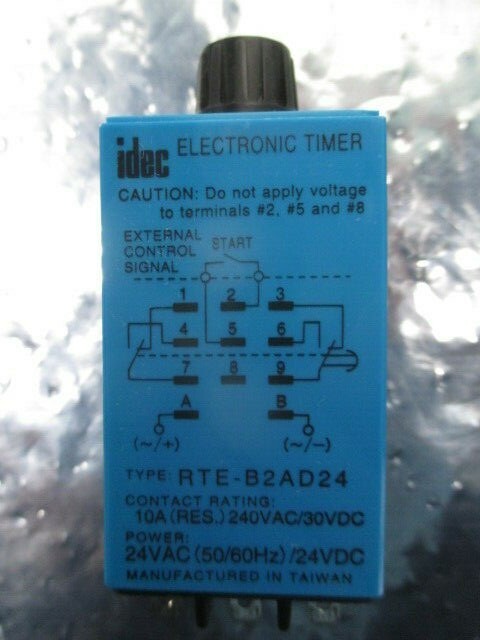 2 IDEC RTE-B2AD24 Electronic Timer, 100502
