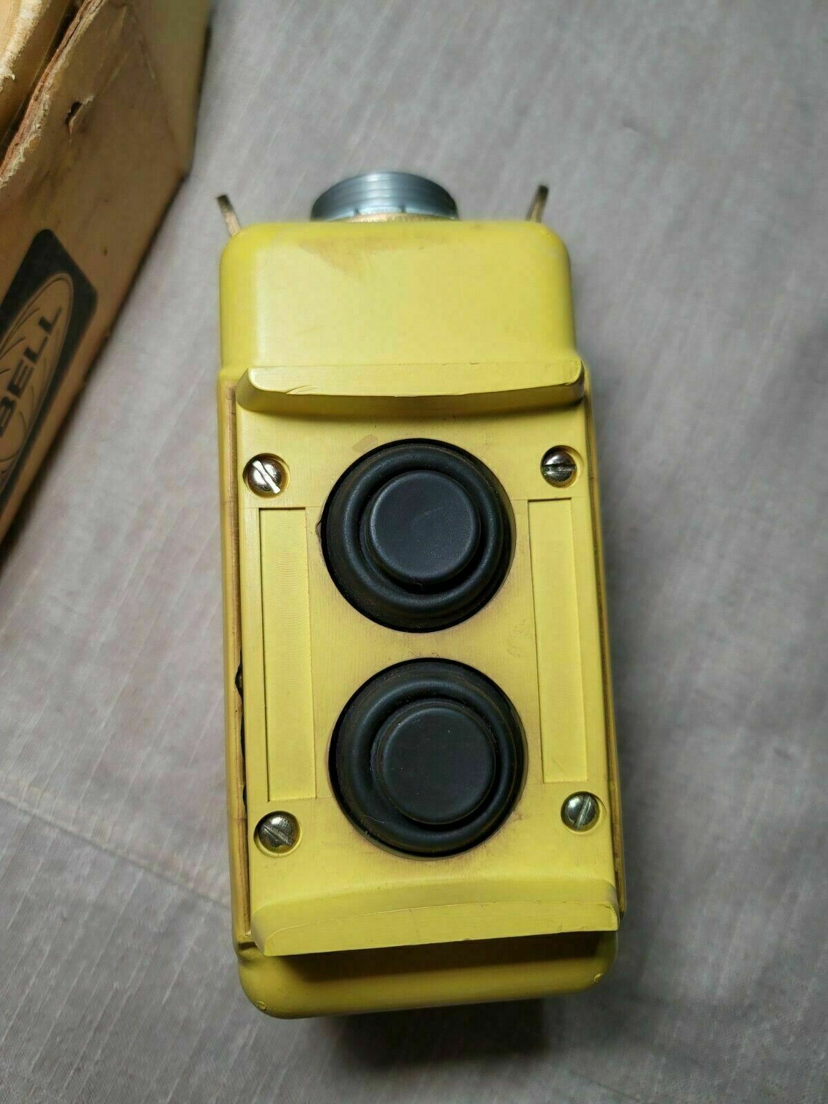 HUBBELL PBS2 1 Surge Protective Device Pendant Pushbutton Station