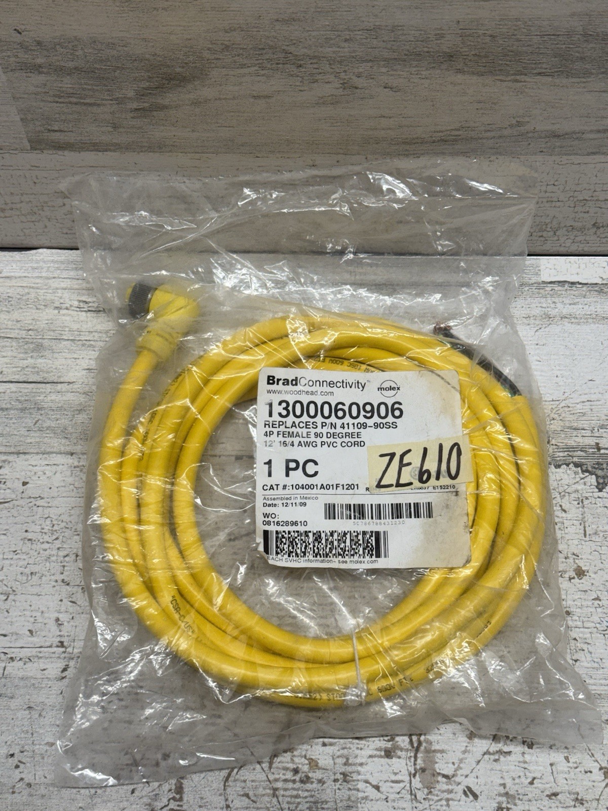 Brad Connectivity 1300060906 4P Female Straight 12ft Cordset 104000A01F1201 New
