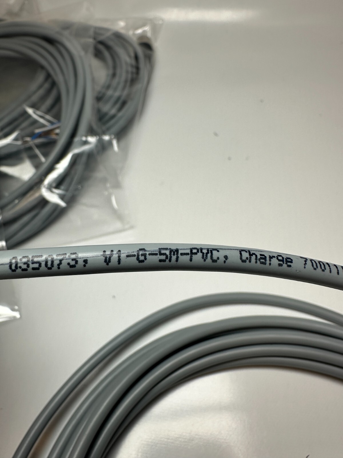 Pepperl & Fuchs 035073 Cable 5-Pin V1-G-5M-PVC 4-Wire – New Fast Ship