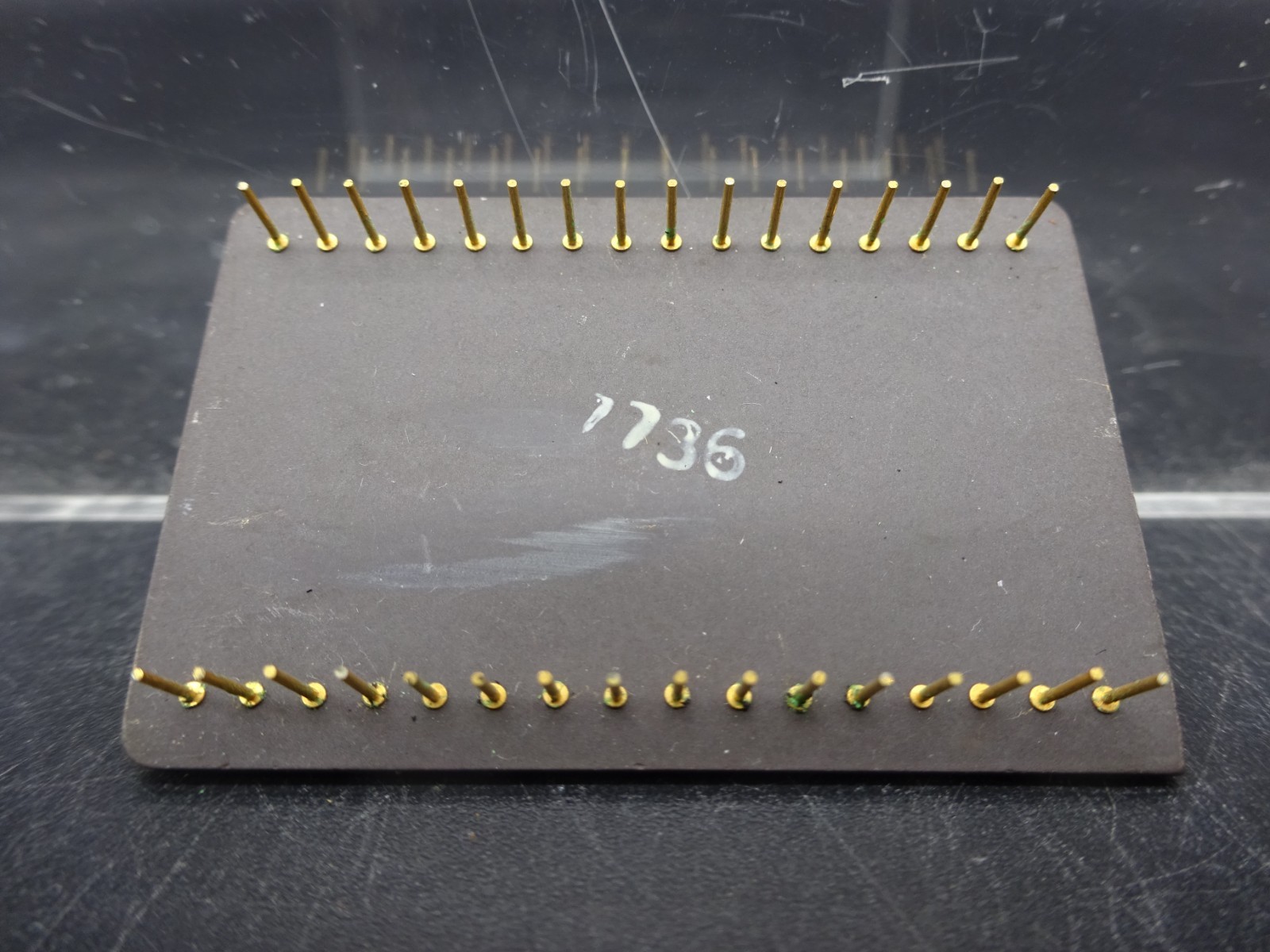 Vintage BURR-BROWN A/D CONVERTER ADC80AG-12 Ceramic Gold Pins NEW date 7736