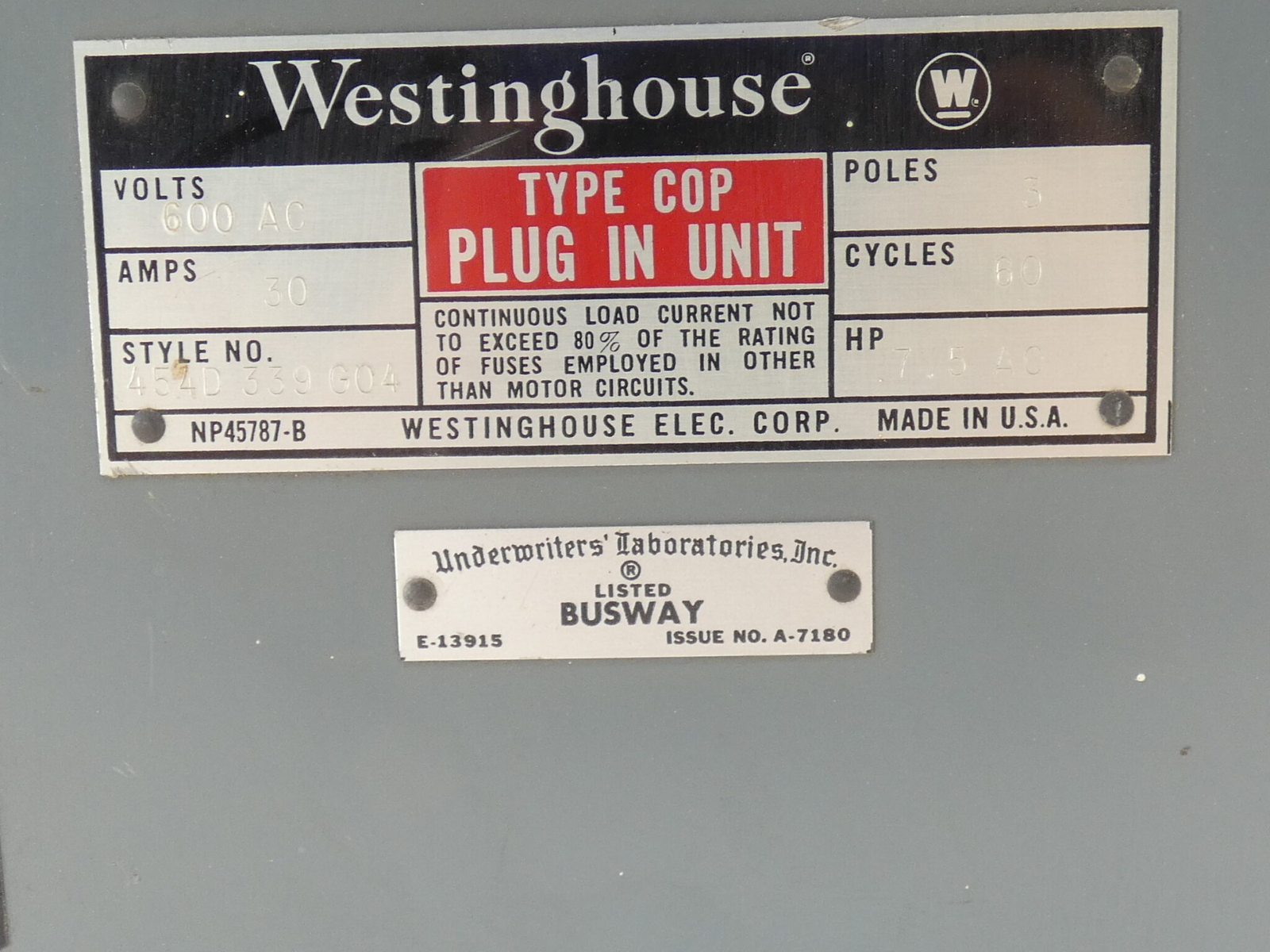 Westinghouse 454D339G04 Fusible Cover Operated Bus Plug Type COP 600V 30A 3P,…