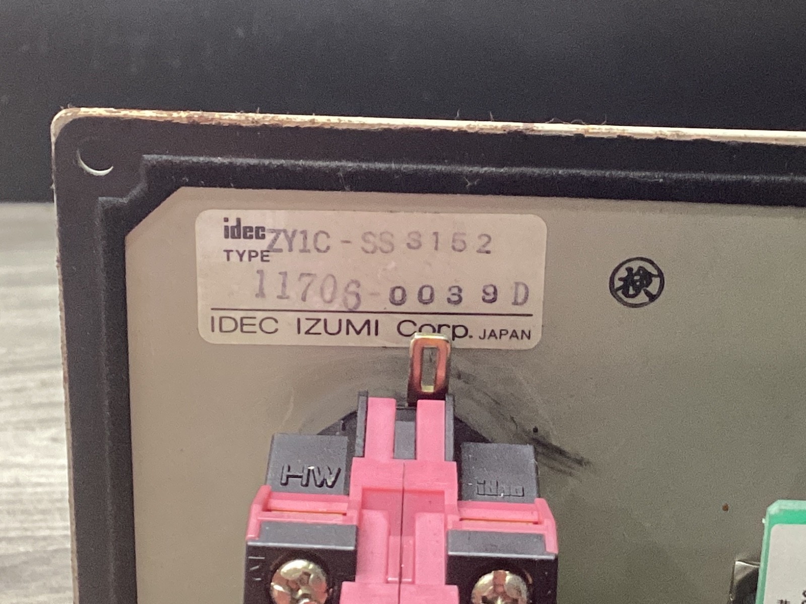 Idec ZY1C-SS3152 Motoman Control Panel Robot #124C121PR4