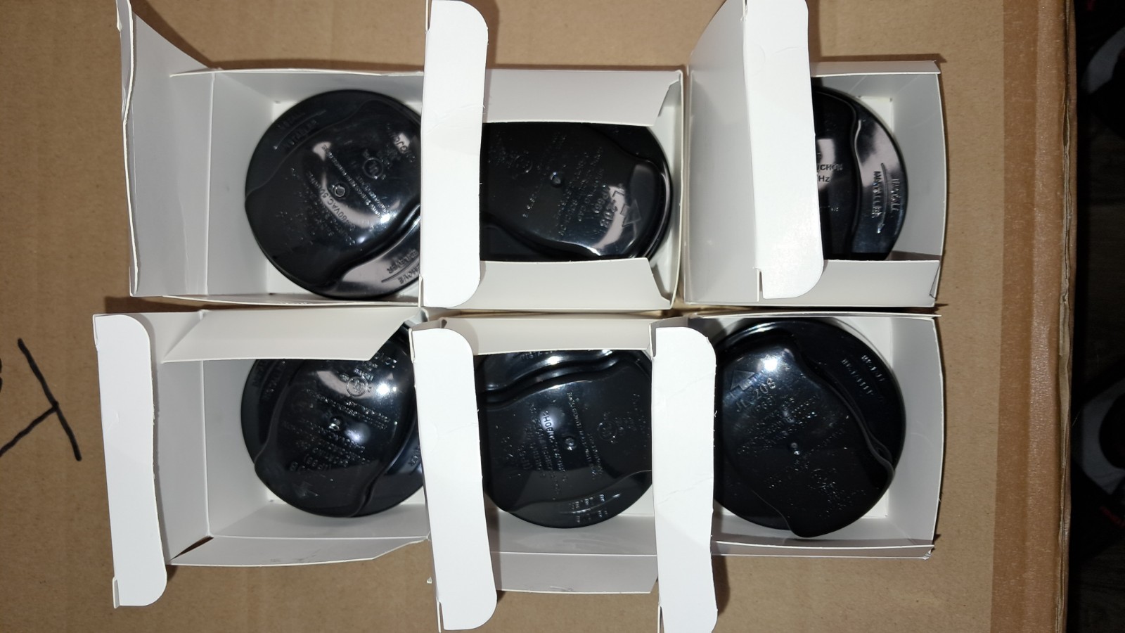 lot of 6 LONGJOIN JL-208 Shorting Cap 3-Pin Twist-Lock 0-480VAC, 50/60HZ