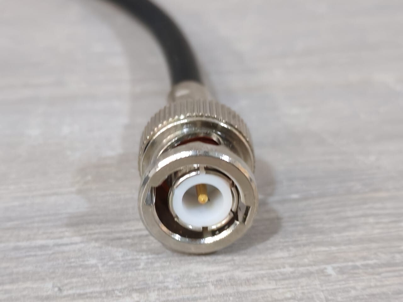 SEL C256 RG 58A/U 9-PIN MALE BNC CONNECTOR 33 FEET- NEW WITHOUT BOX