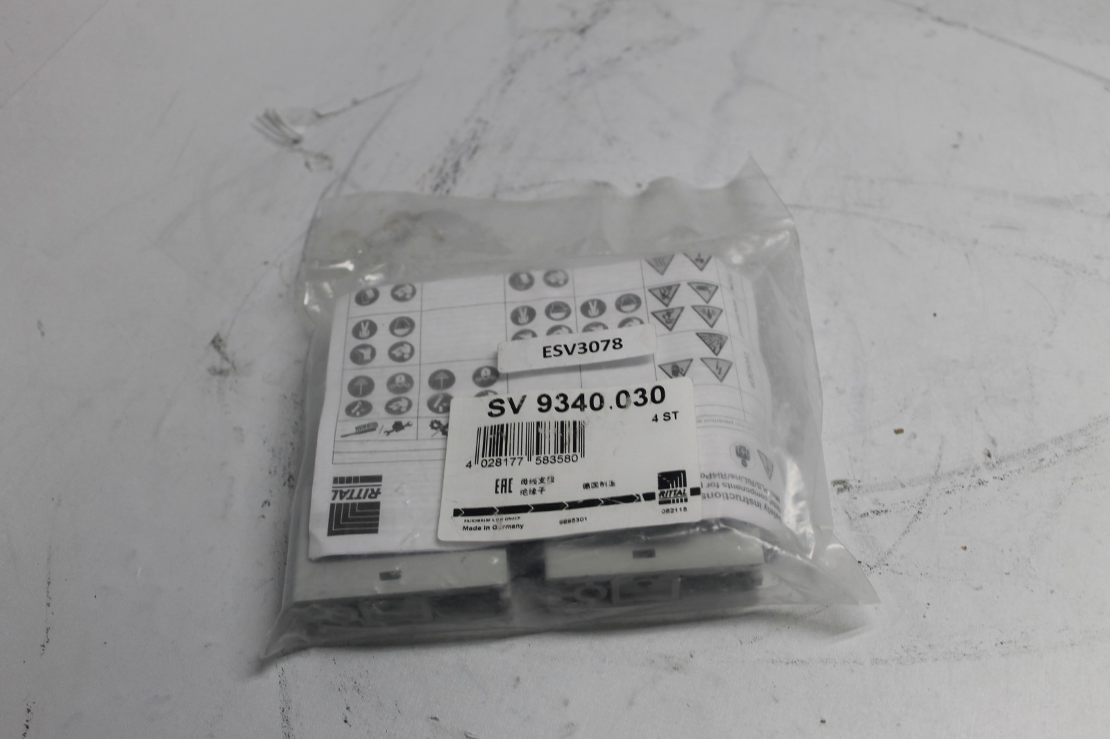 Rittal SV 9340.030 Busbar Support 1-Pole – 4 Units New