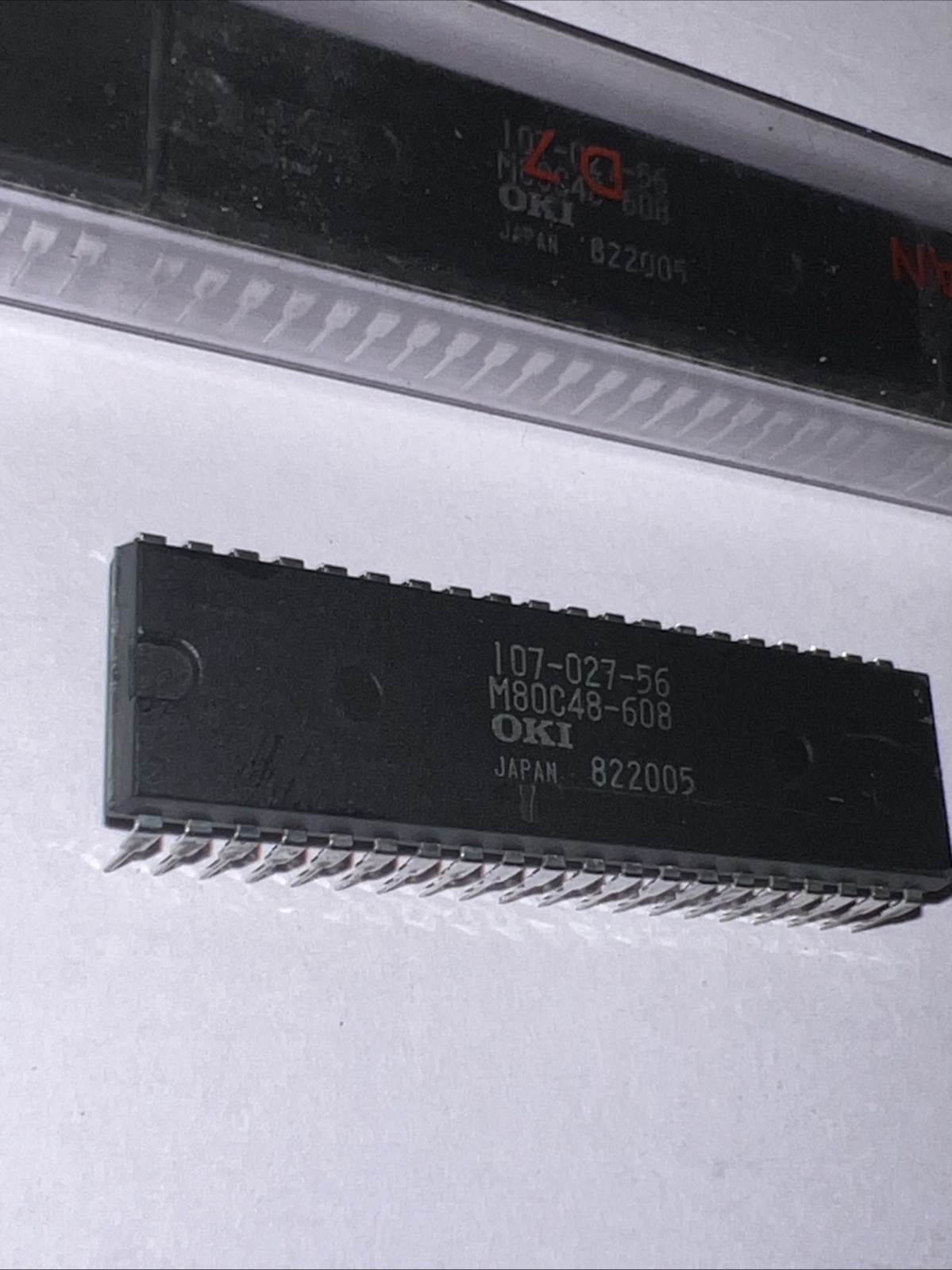 OKI M80C48-608, a micro-controller integrated circuit New Lot Of 1 From Static