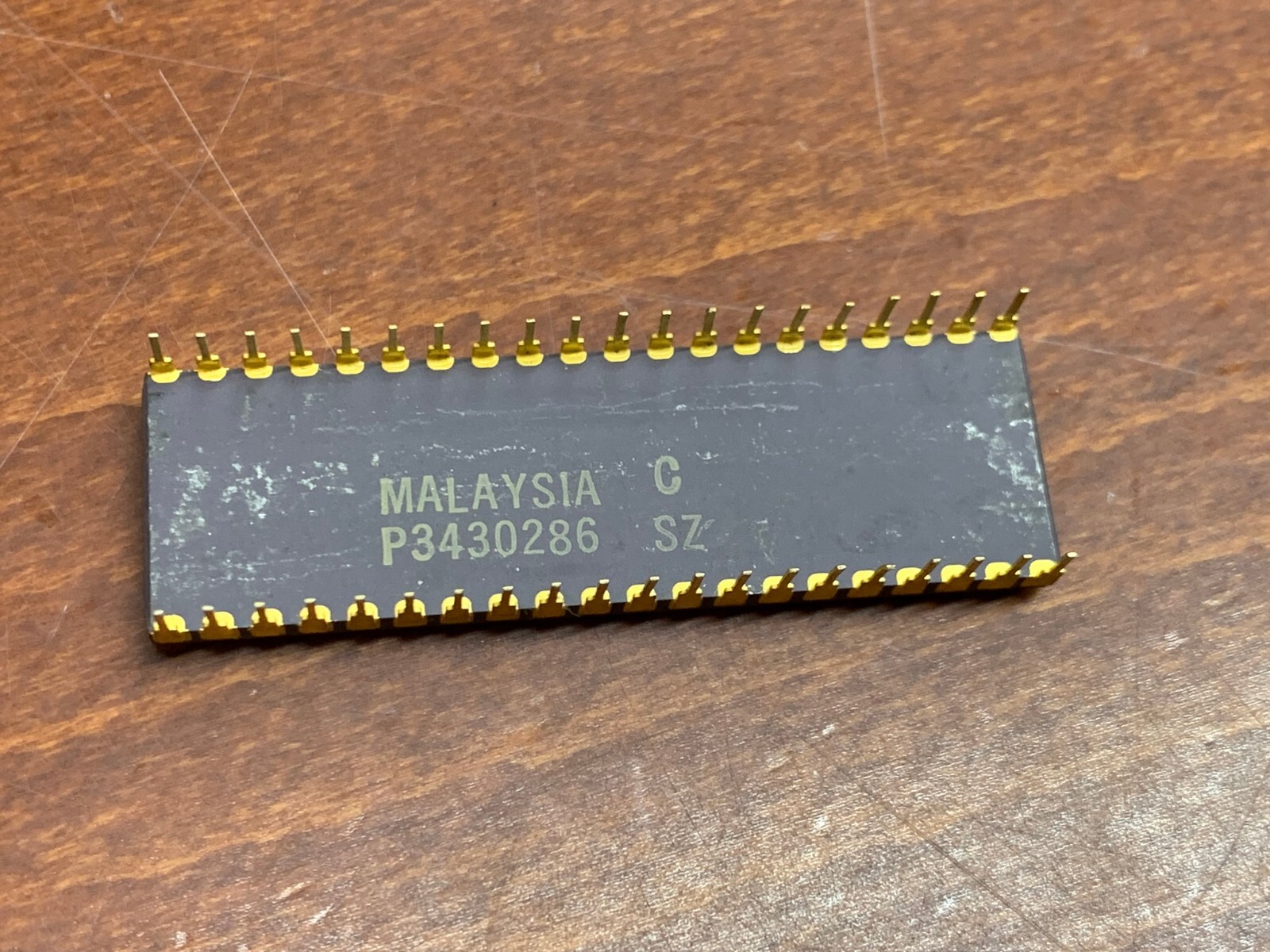 INTEL C8751H MicroController 40 Pin Ceramic DIP Gold Lead
