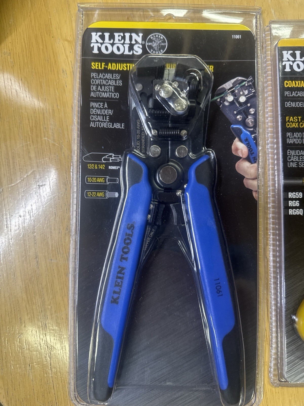 Klein Tools 11061 Self-Adjusting Wire Stripper & Cutter 10-20 AWG NEW
