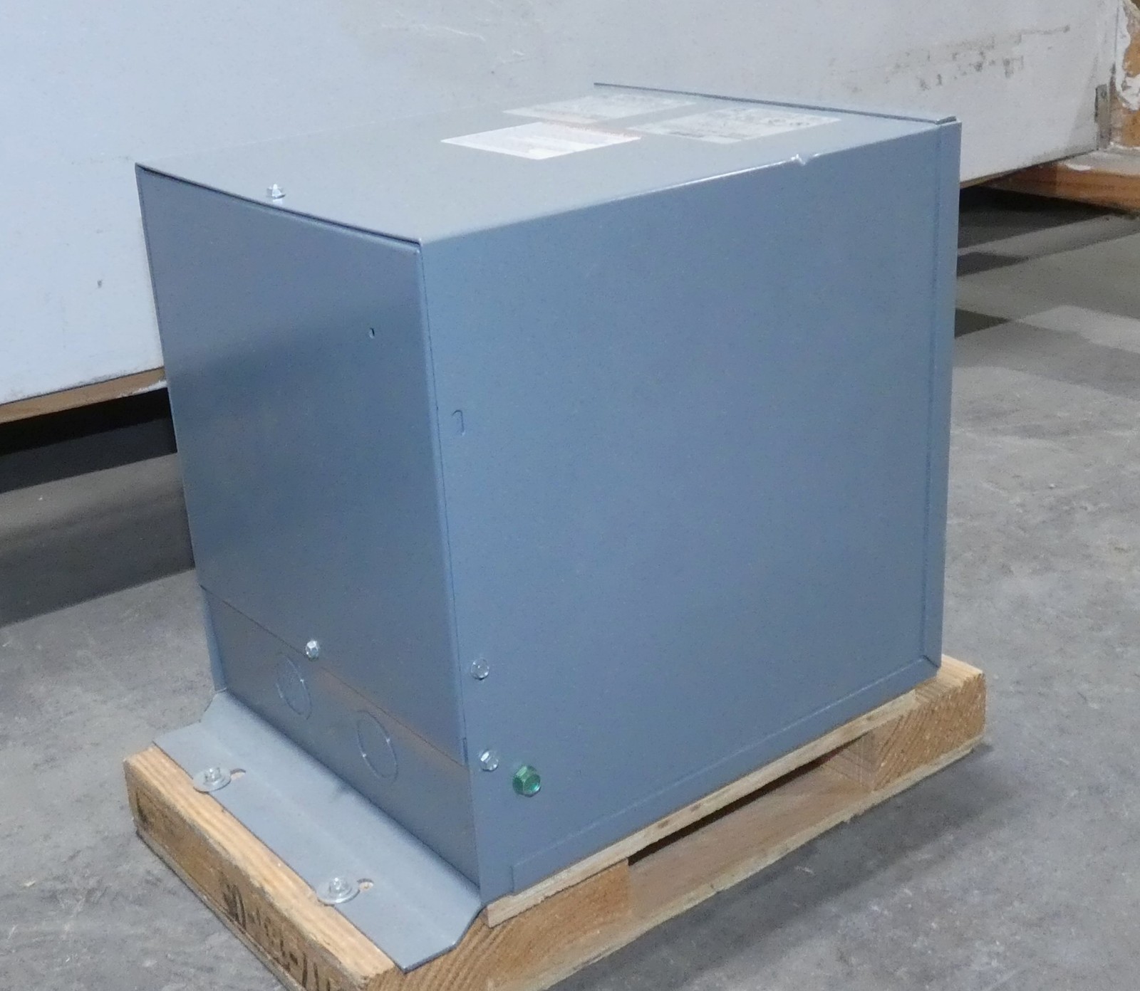 7.5kVa Square D 7S67F General Purpose Transformer 1PH – NEW Surplus!