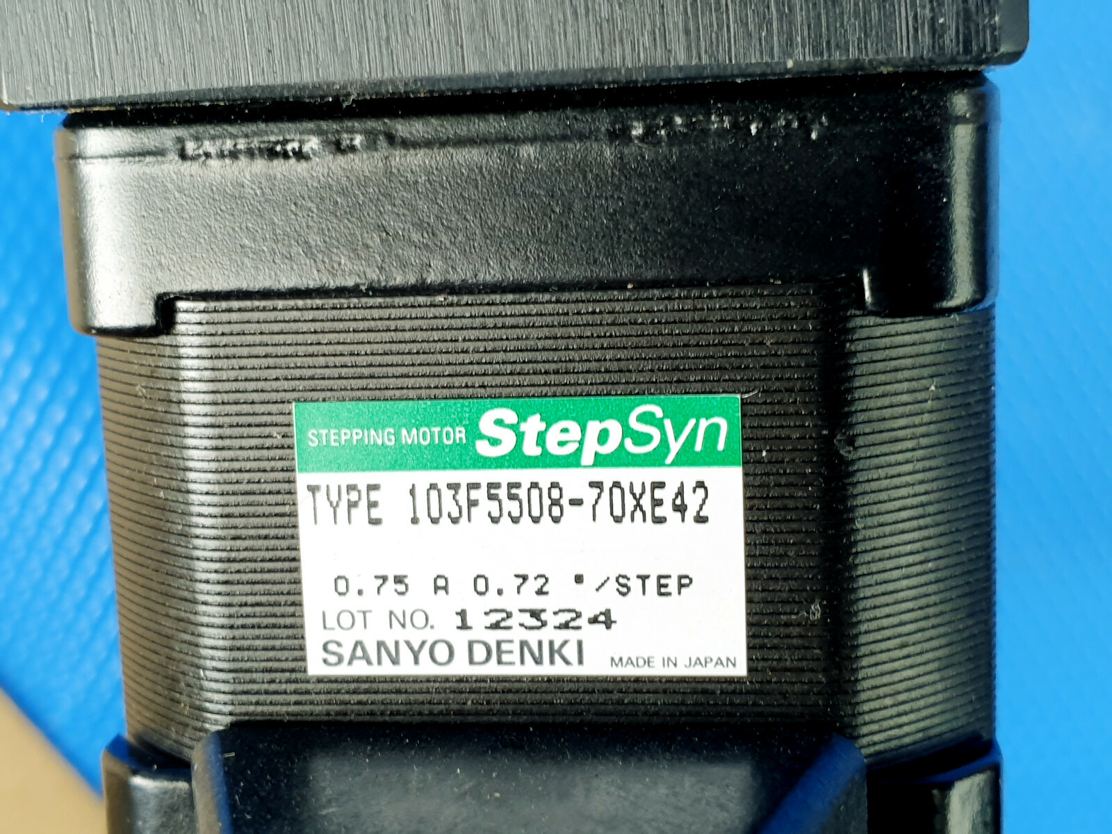 Sanyo Denki 103F5508-70XE42 Stepper Motor StepSyn + THK KR26 A3L20104H Inc VAT