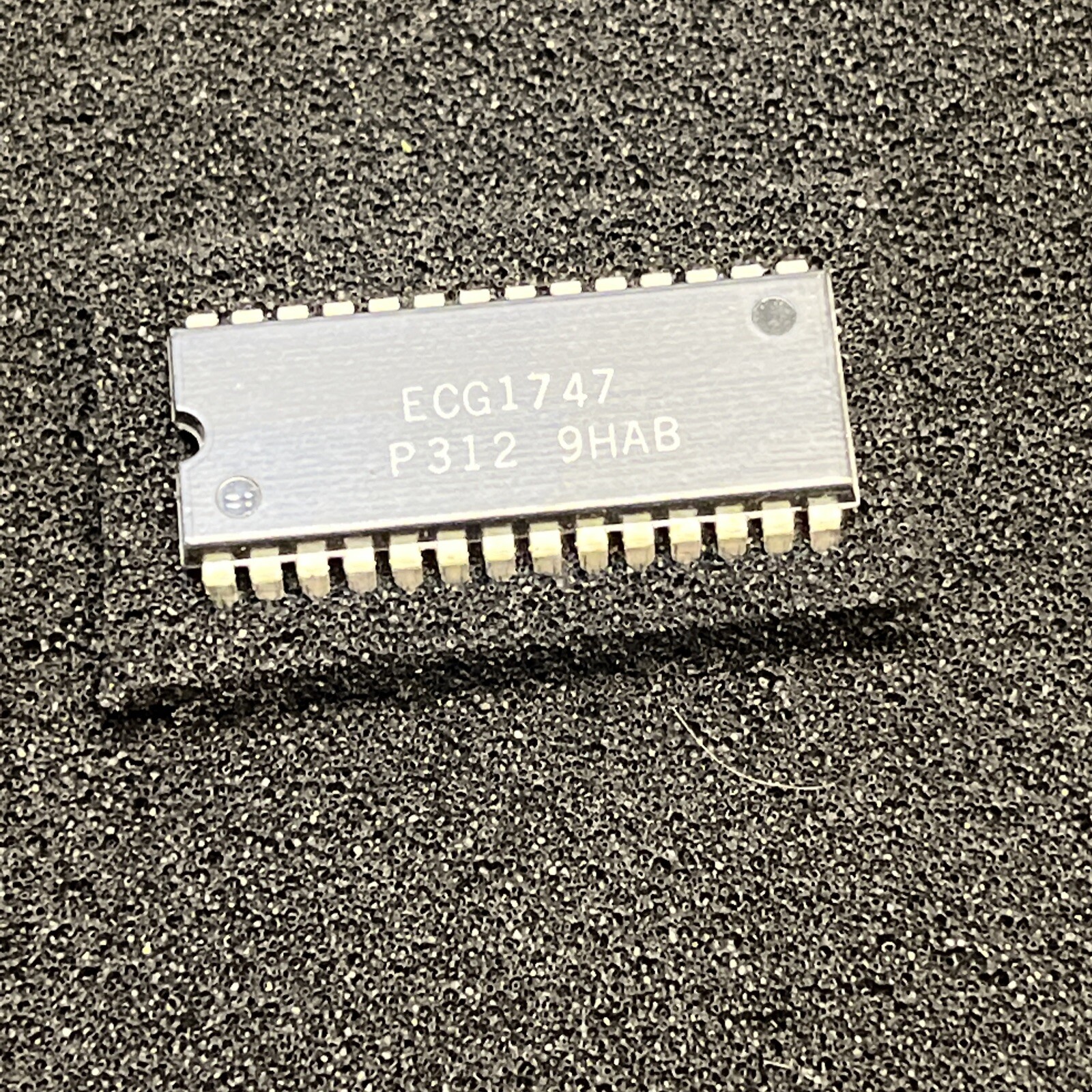 ECG1747 – IC – TV Chroma/Video Processor – NOS