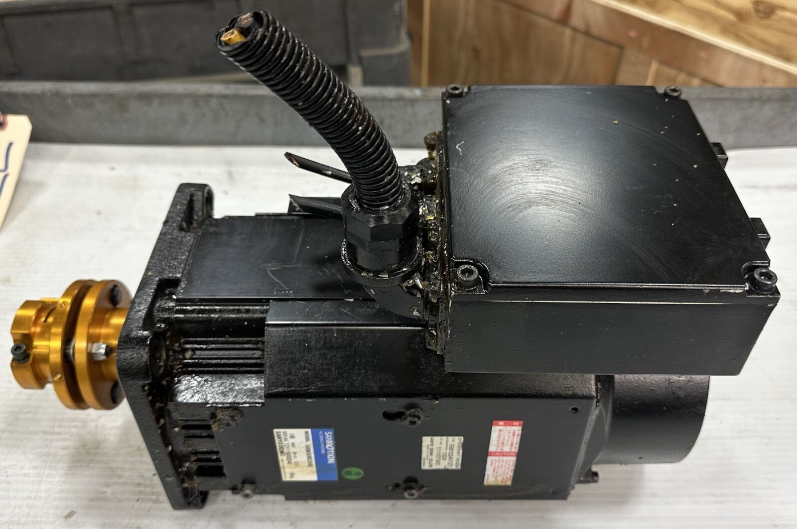 Sanyo Denki #64BM090WXSH9S Motor w/Encoder