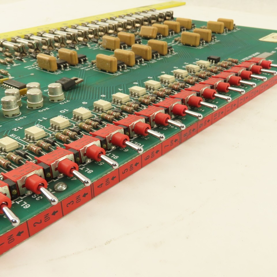 KT Kearney & Trecker 1-21282 AC Output Driver Board