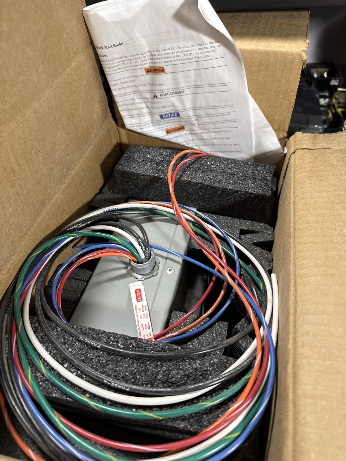 NEW EATON SPD100240S3K SURGE PROTECTIVE DEVICE 100kA 240V SINGLE SPLIT PHASE SPD