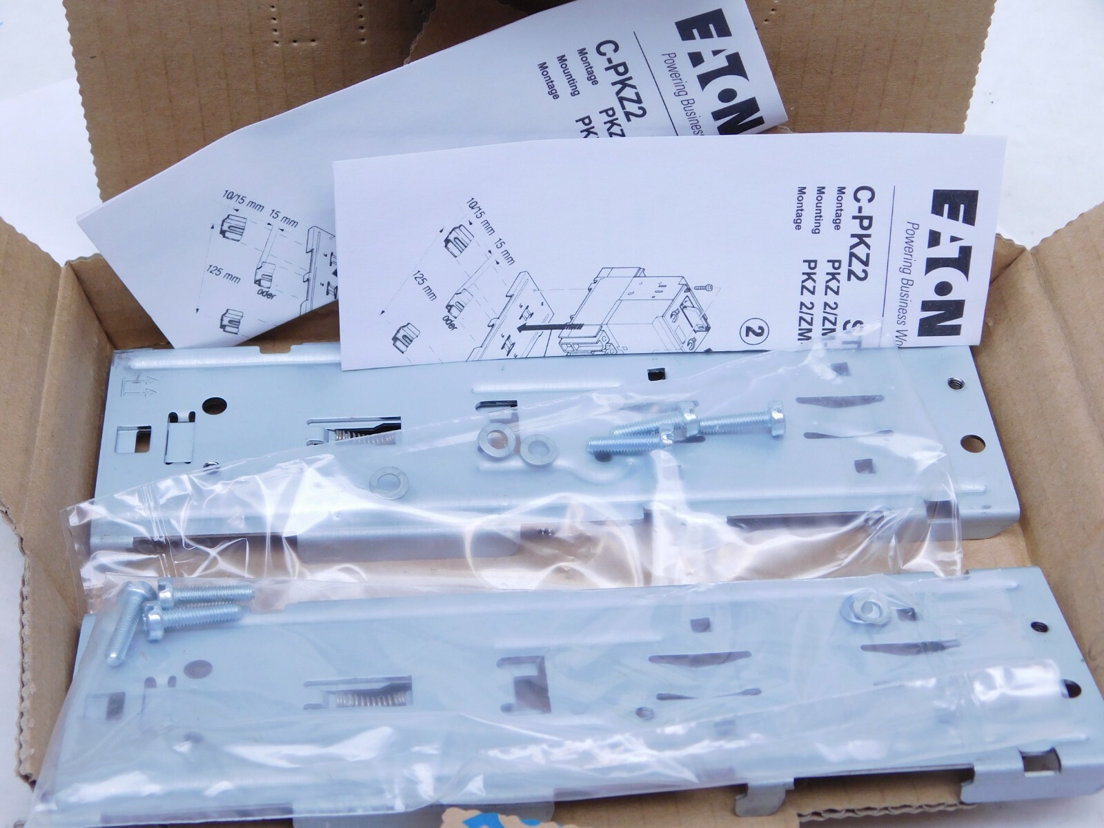 2 PACK! C-PKZ2 MOELLER EATON Clip-On Fitting Plate Din Rail Mountable Device (VN