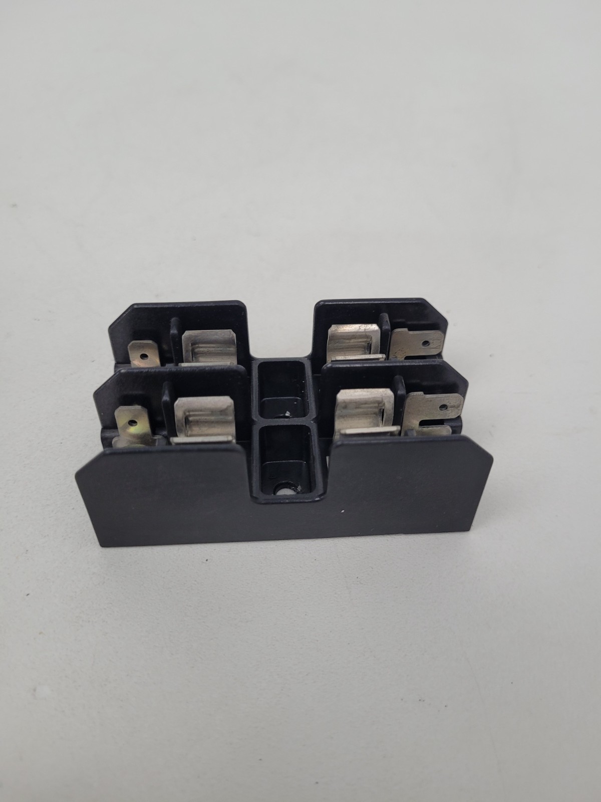 6M30A2SQ Marathon Fuse Holder 30 Amp 600V – Next Day Option
