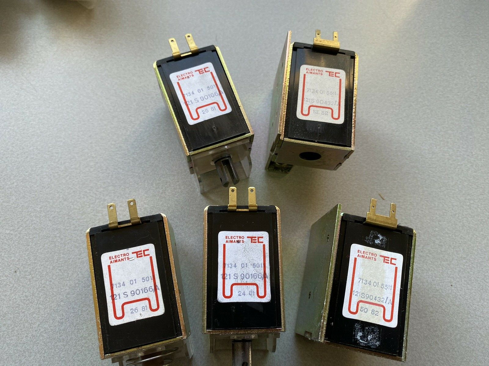 5x Electro Aimants Solenoid Magnet 24V DC Industrial Electromagnet New