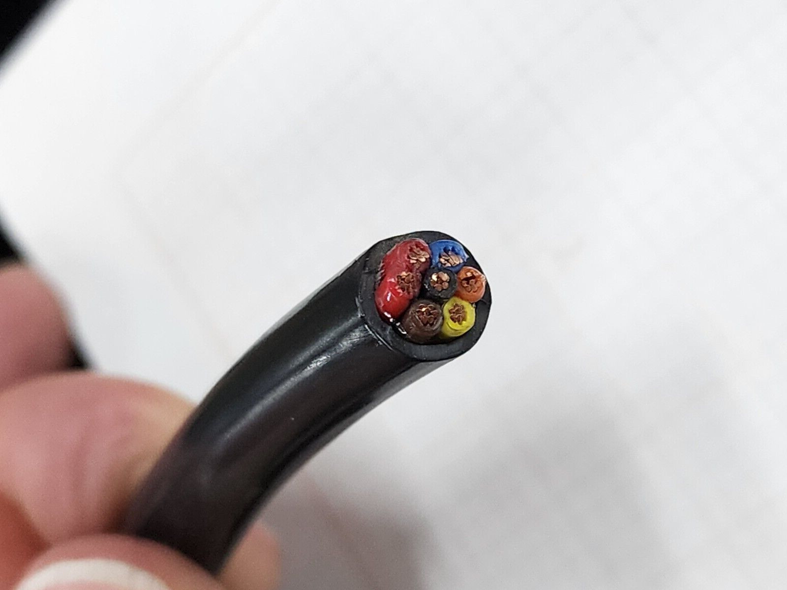 Alpha Wire M3832 16/7C Tray Cable UV Resistant Direct Burial 90C/600V Black/10ft