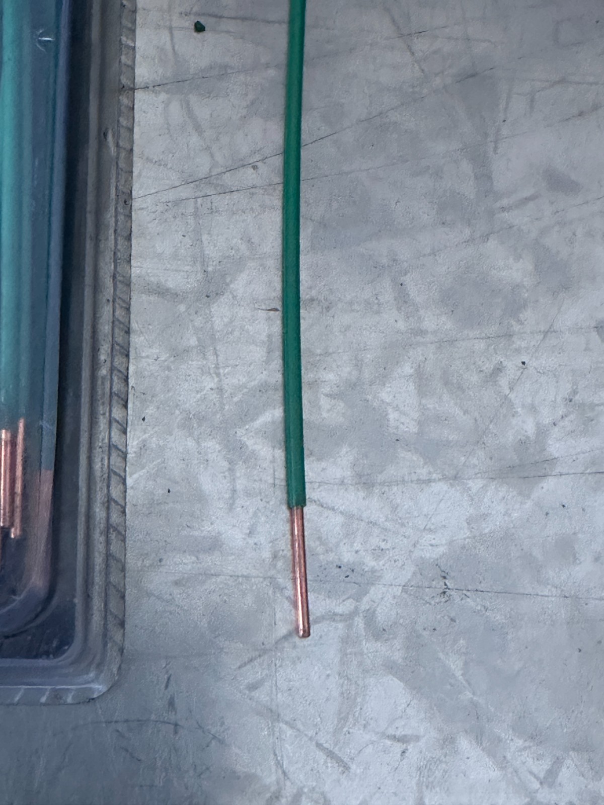 F4P F4PPT-SD12G 6″ 12 AWG Solid Grounding Pigtail (Lot of 28)