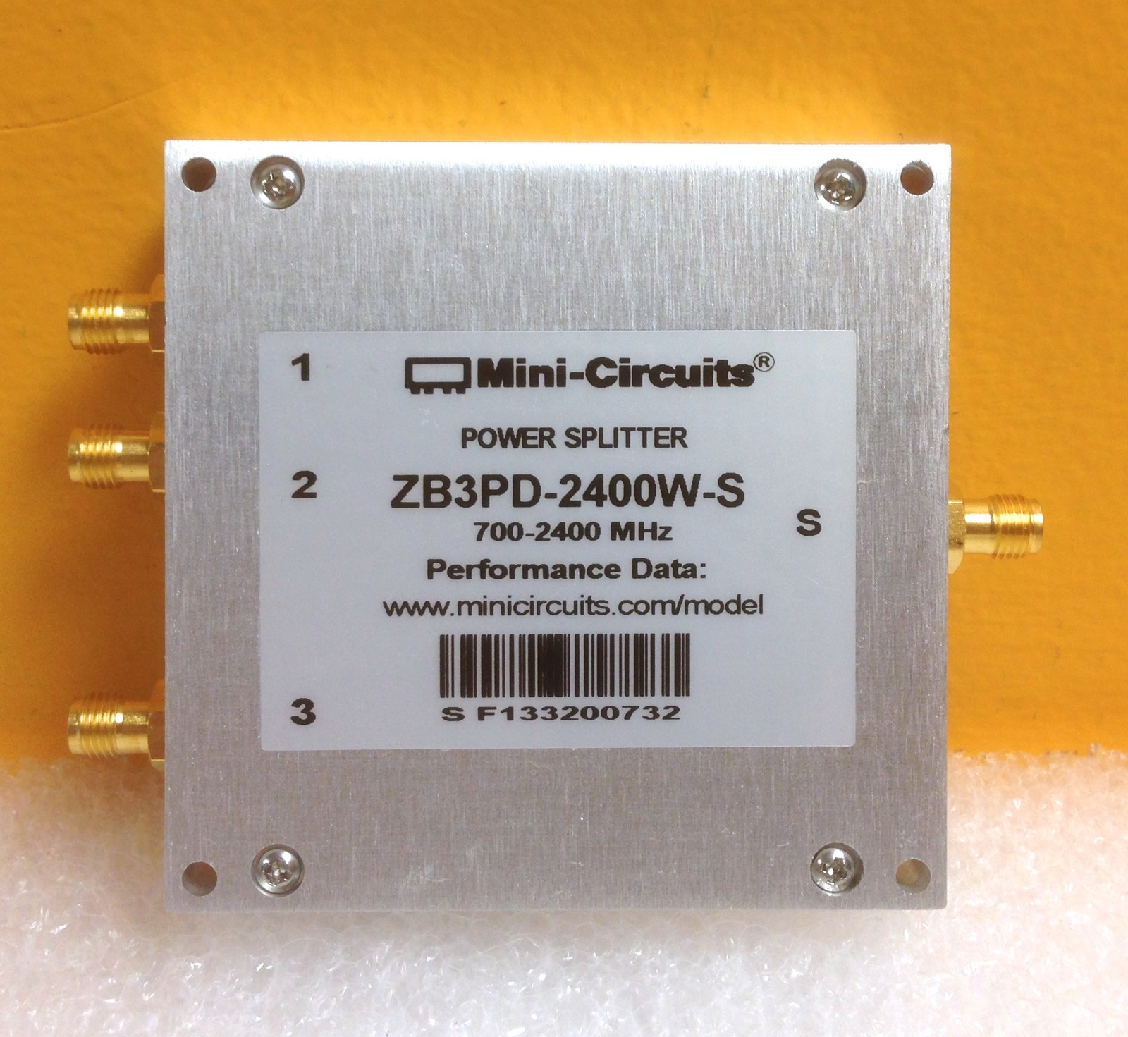 Mini-Circuits ZB3PD-2400W-S 700 to 2400 MHz, SMA (F) 3 Way Power Splitter Tested