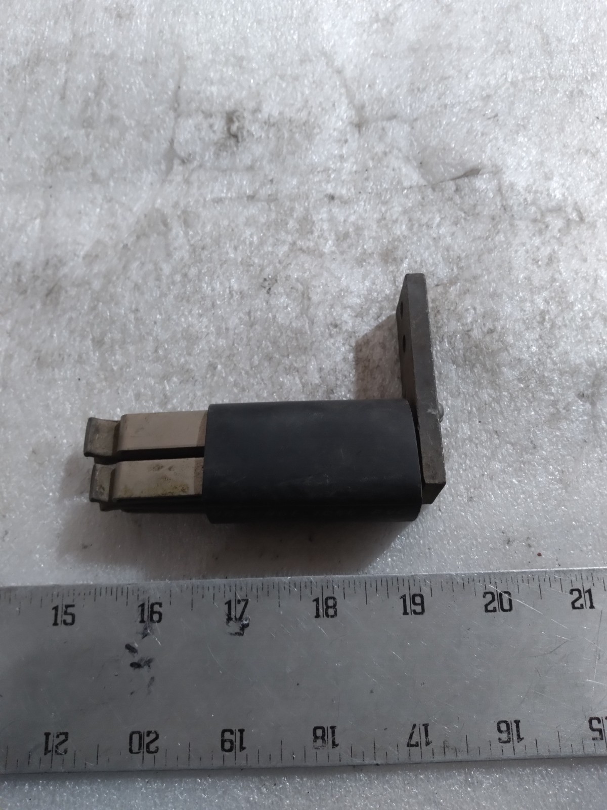 400/461 105C PVC Industrial Electrical Connector Module 3/order