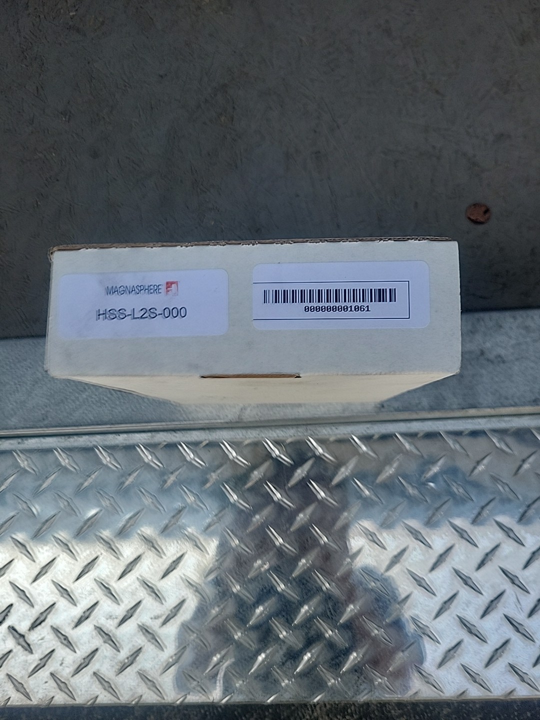 Magnasphere HSS-L2S-000 Single Alarm Contact – Surface Mount