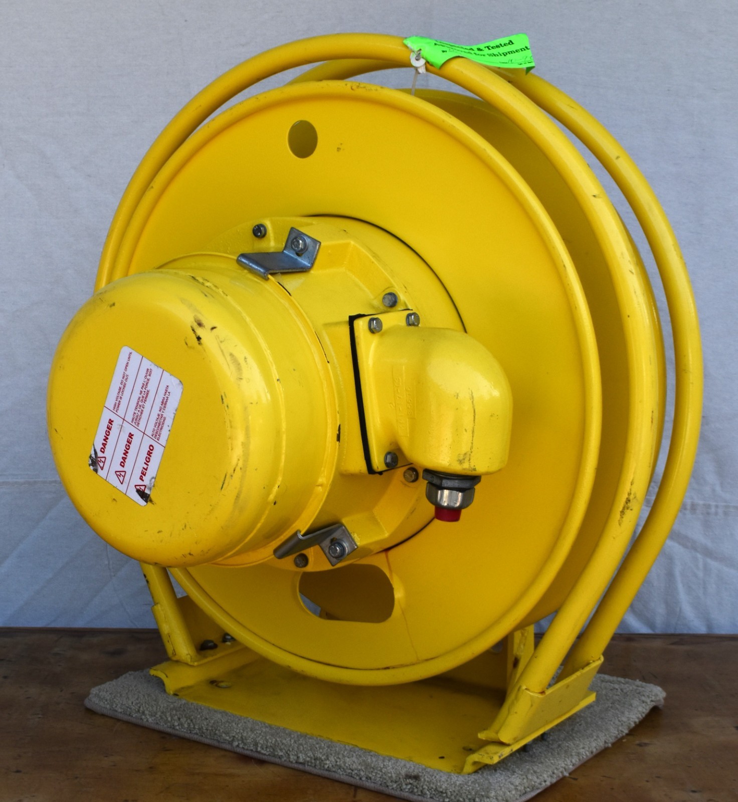 35Amp 208-240 /460 Volt 4 Pole Electric Cord Reel