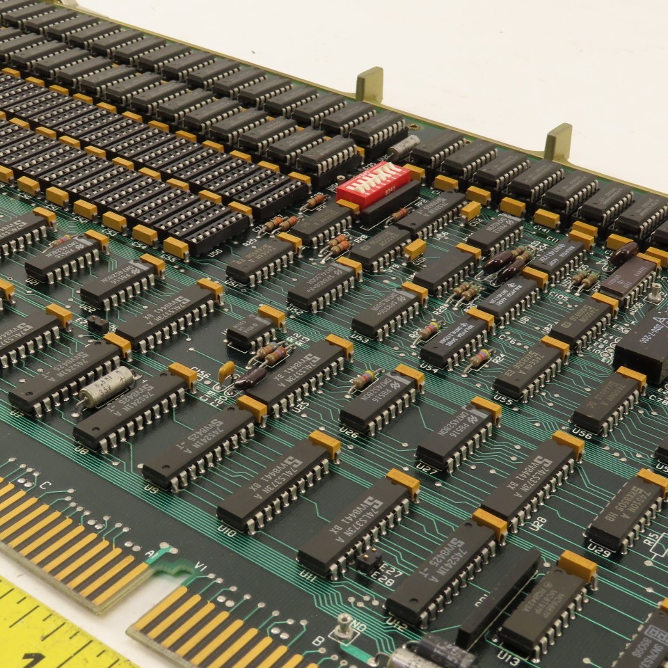 KT Kearney & Trecker 1-21271 AC Output Driver Board