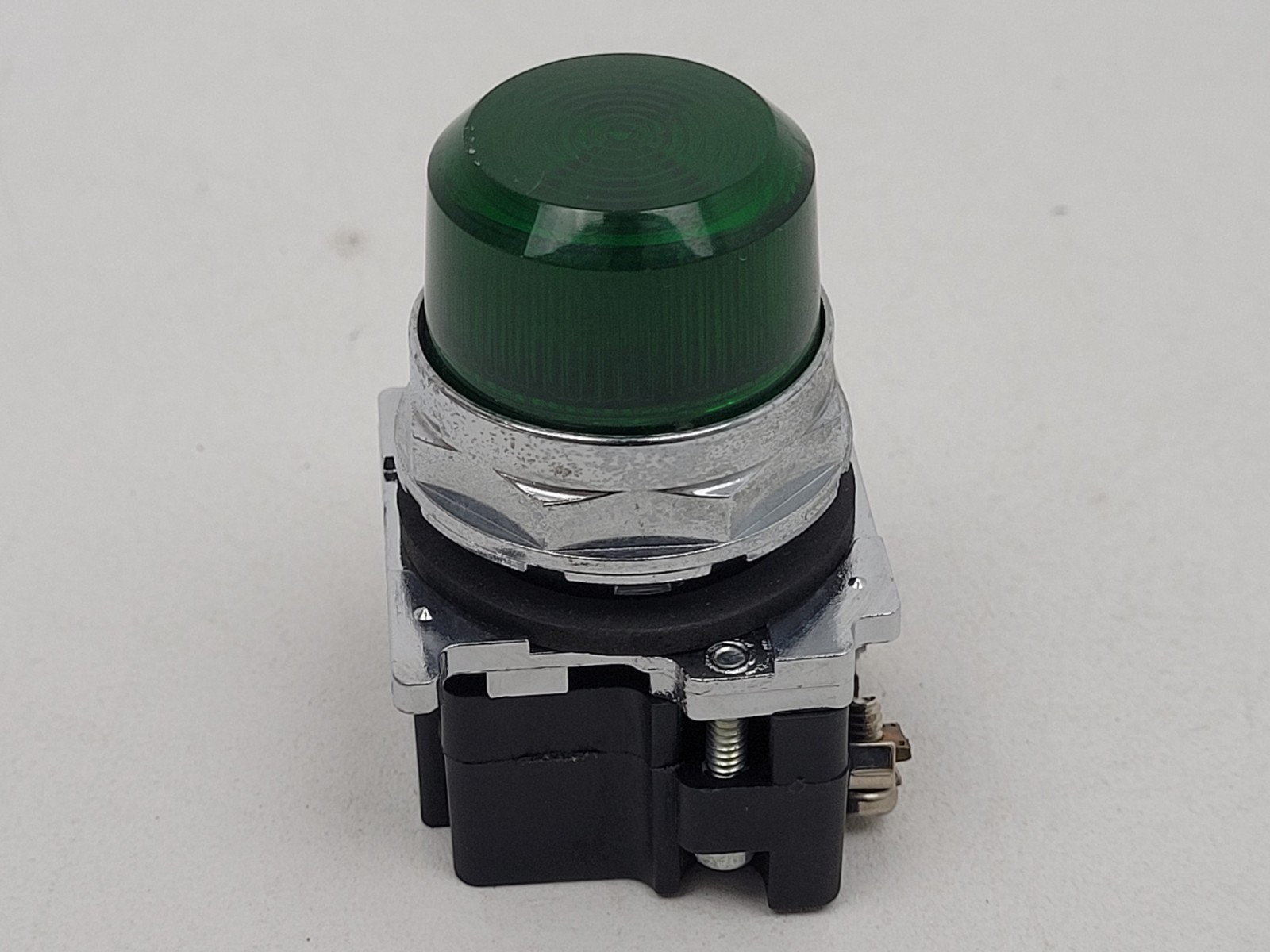 10250T34G Eaton 120 Volts 50/60Hz Green Pilot Light – Next Day Option – New