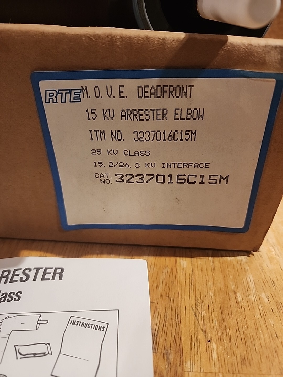 New OS RTE 3237016C15M, M.O.V.E Surge Deadfront, 15kV Arrester Elbow, 25kV Class