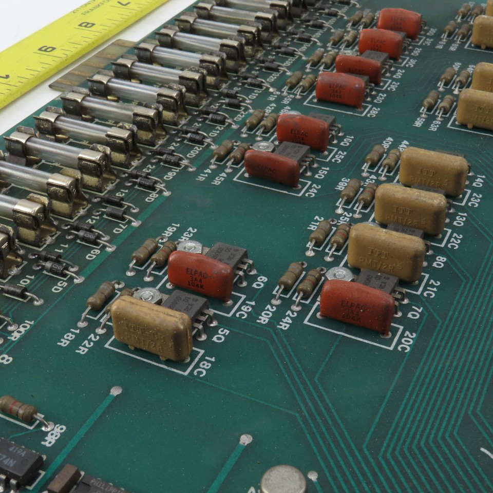 KT Kearney & Trecker 1-21282 AC Output Driver Board