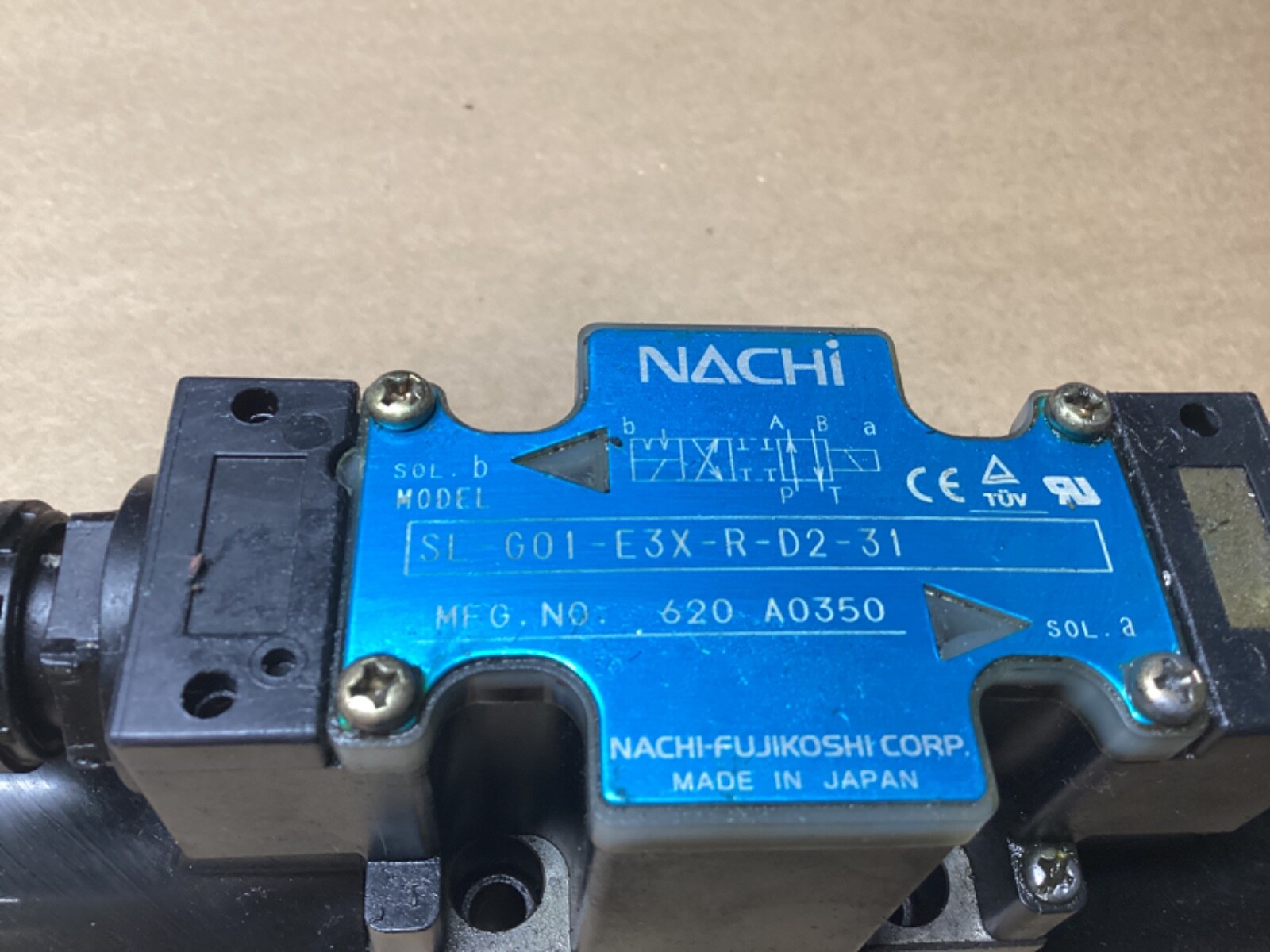 NACHI SL-G01-E3X-R-D2-31 Solenoid Valve #102G85PR7