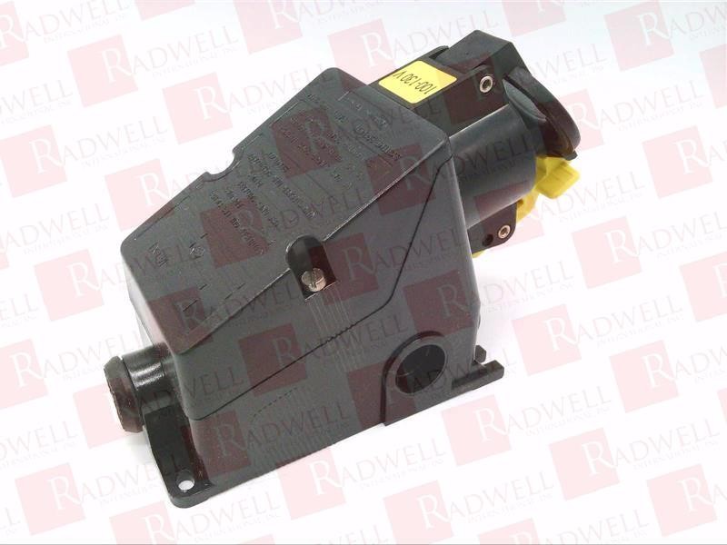EMERSON PRE316RY / PRE316RY (NEW IN BOX)