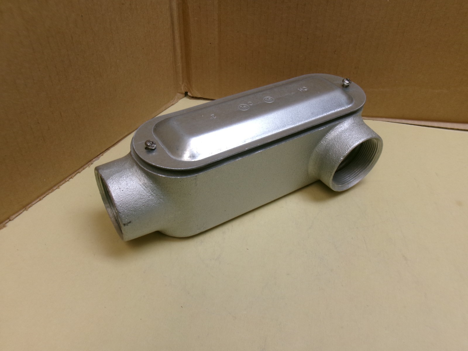 Crouse-Hinds LL200M 53, 2″ Form 5 Conduit Body with Cover
