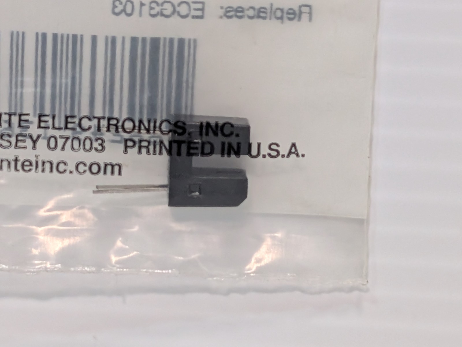 Lot of 15: NTE NTE3103 Anti-Stat Photo Coupled Interrupter Modules, NPN Output