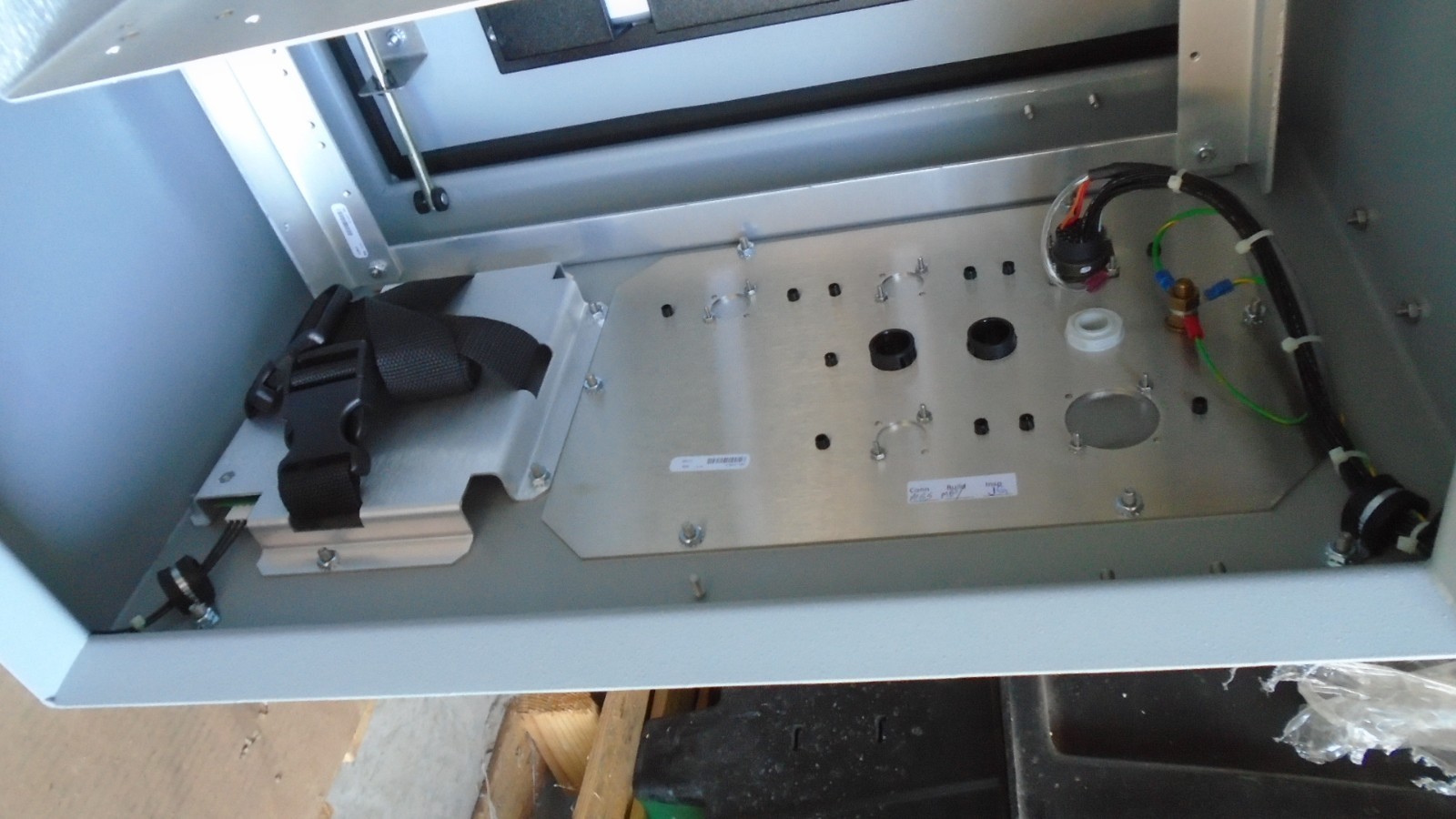 SEL-651R Recloser Control 0651R22AXBG8AE112310XX 32-Pin Triple-Single Interface