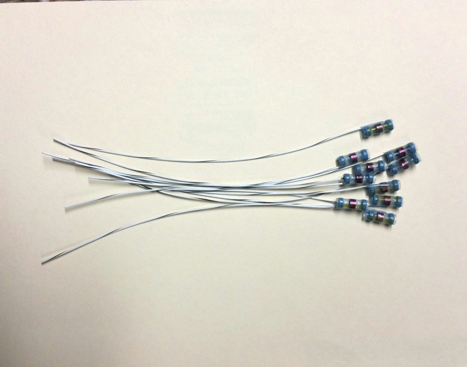 Raychem S02-08-R (M83519/2-8) Solder Sleeve Termination With 22 AWG Wire 10pcs