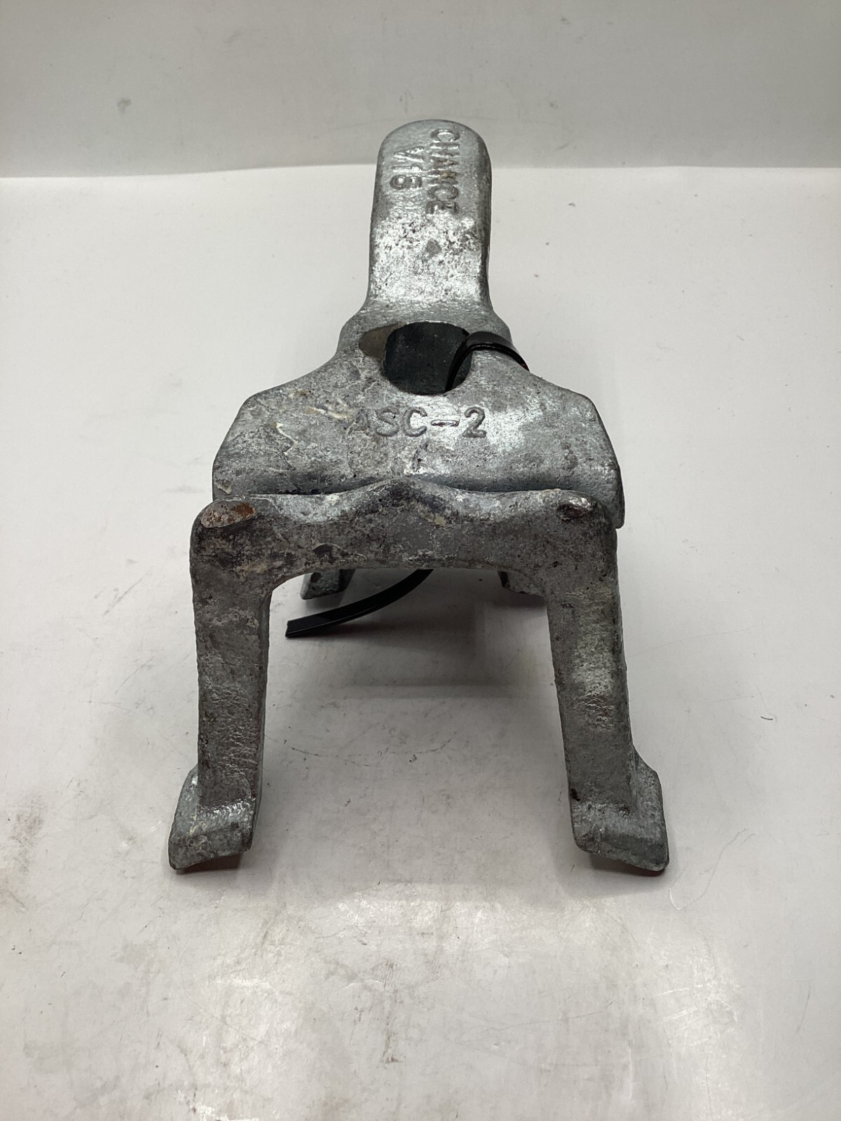 Aerial Messenger Clamp Chance V18/ ASC-2V2 – SC2 , Galvanized