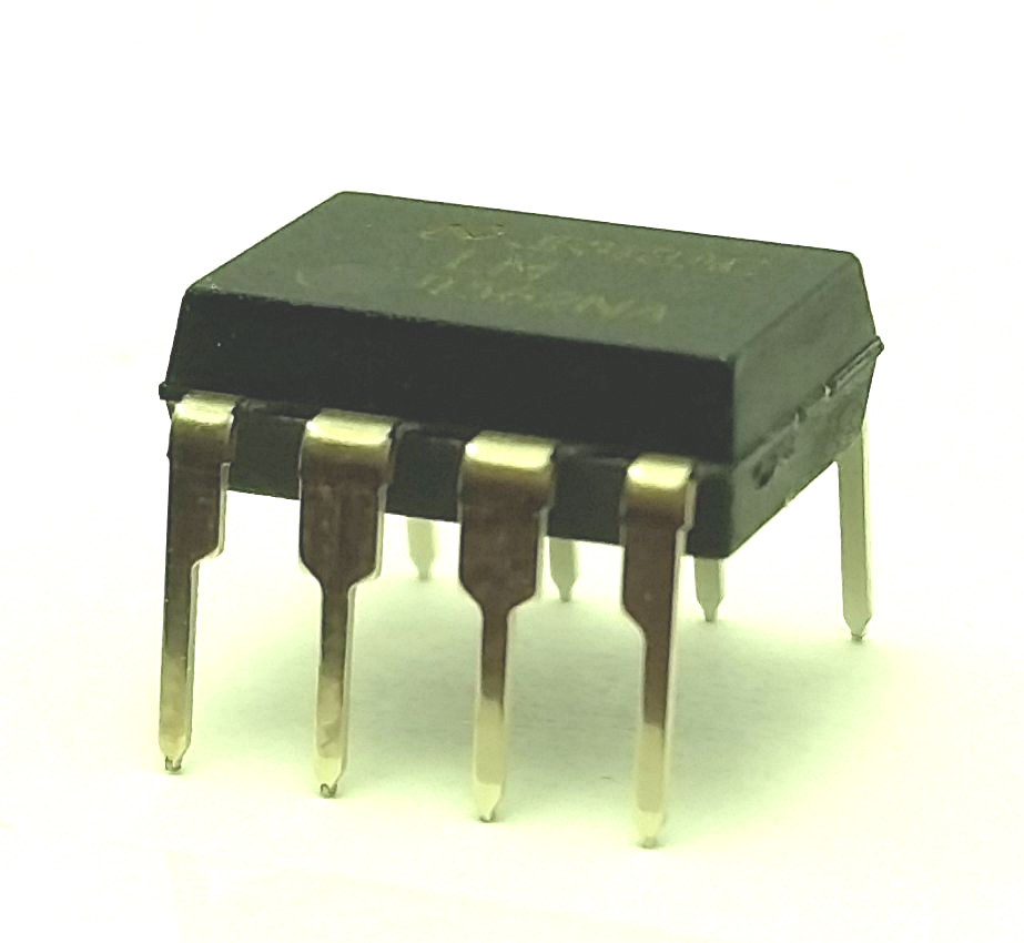 1PCS National Semiconductor LM4562NA/NOPB LM4562 + Socket – Dual OpAmp DIP-8
